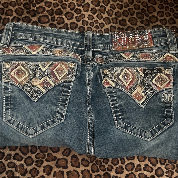 Miss Me Denim - Y2k miss me jeans with a embroidered back pocket